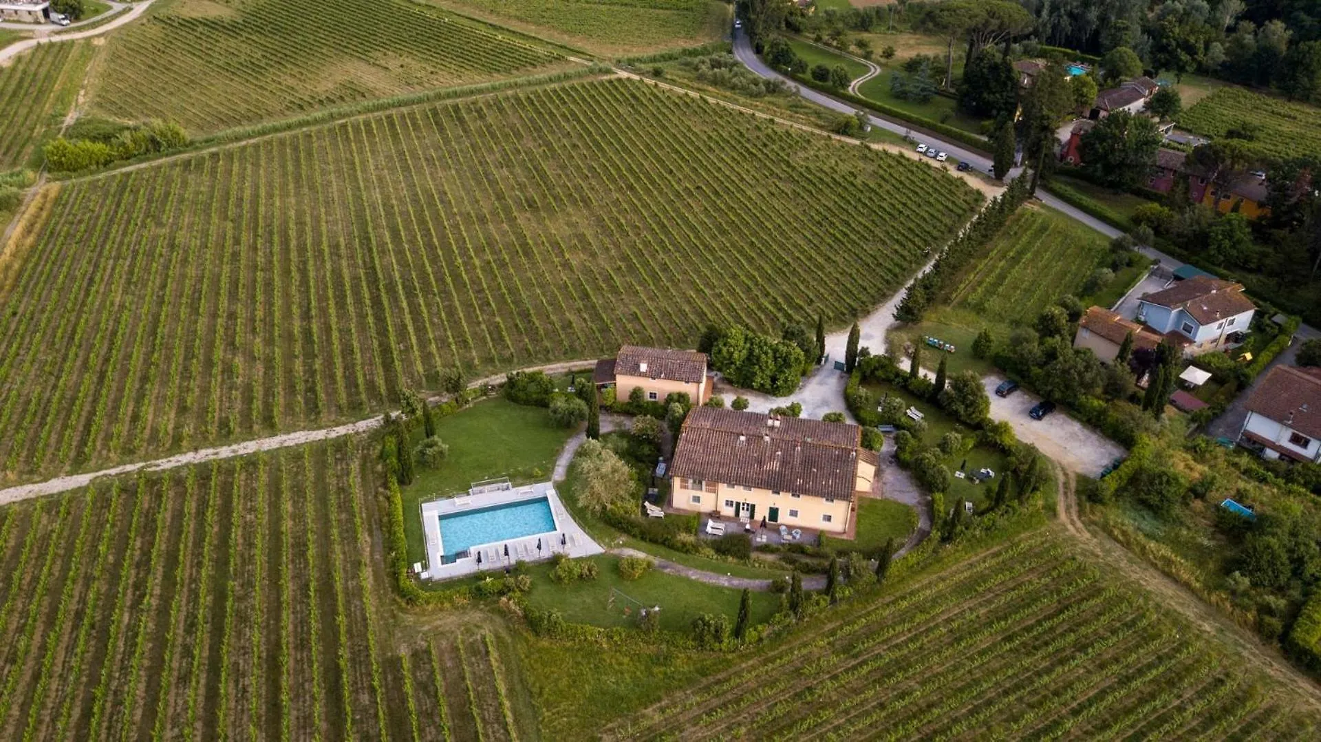 Jacopo Farmhouse Apartment In Wine Resort In Лукка