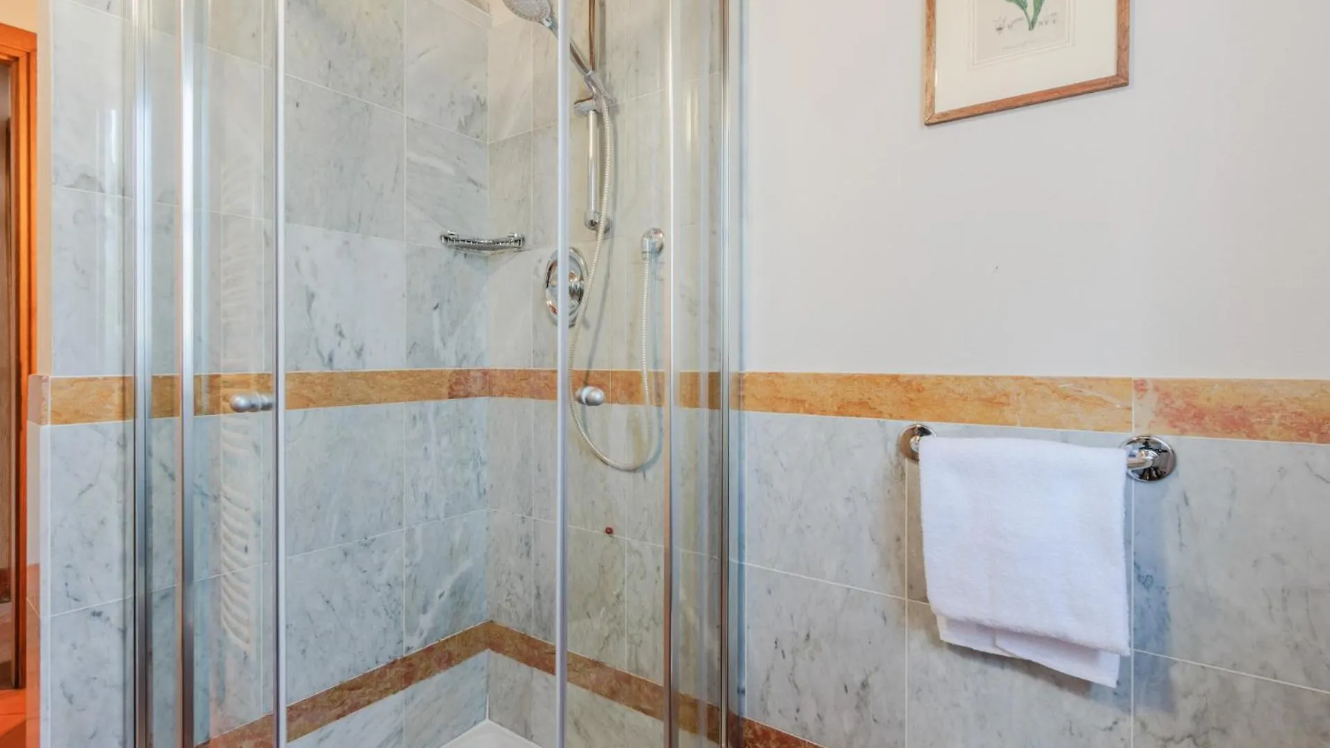 Jacopo Farmhouse Apartment In Wine Resort In Лукка Италия