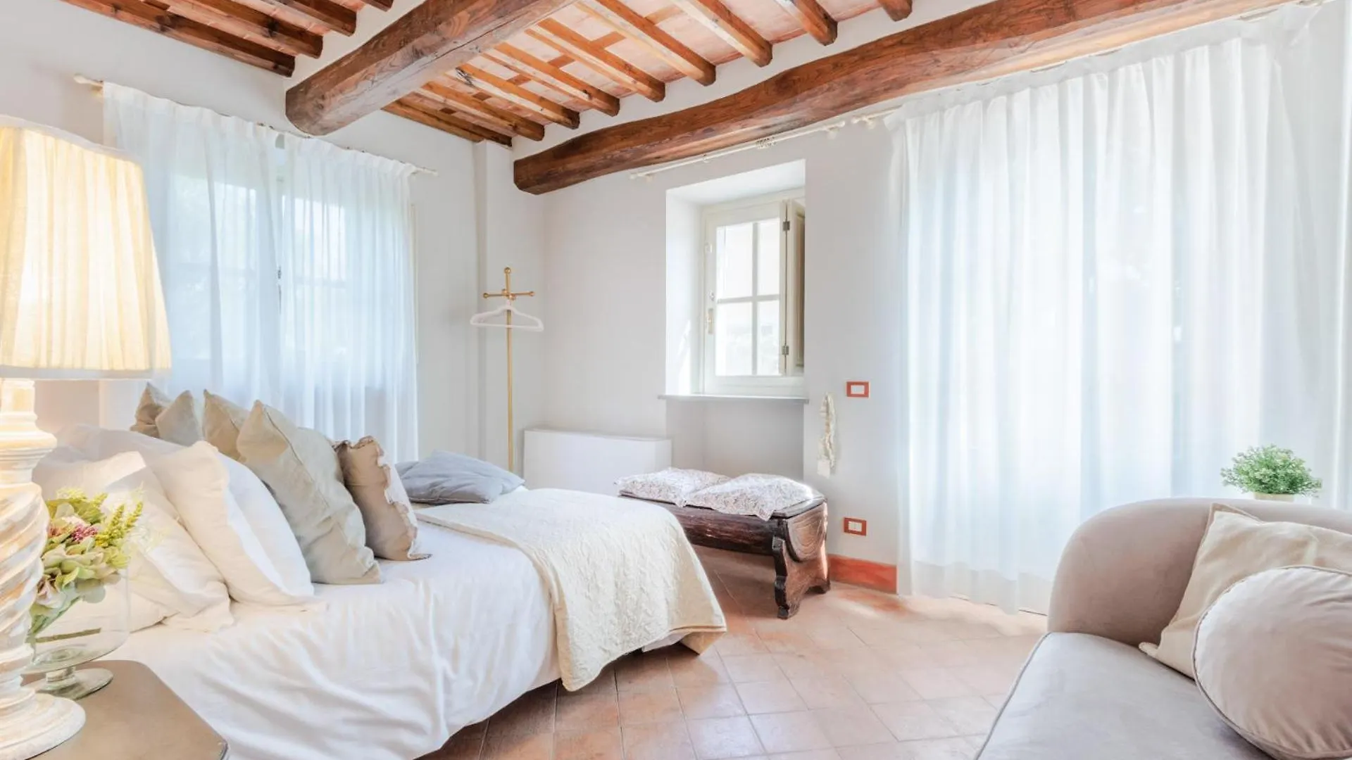 Jacopo Farmhouse Apartment In Wine Resort In Лукка