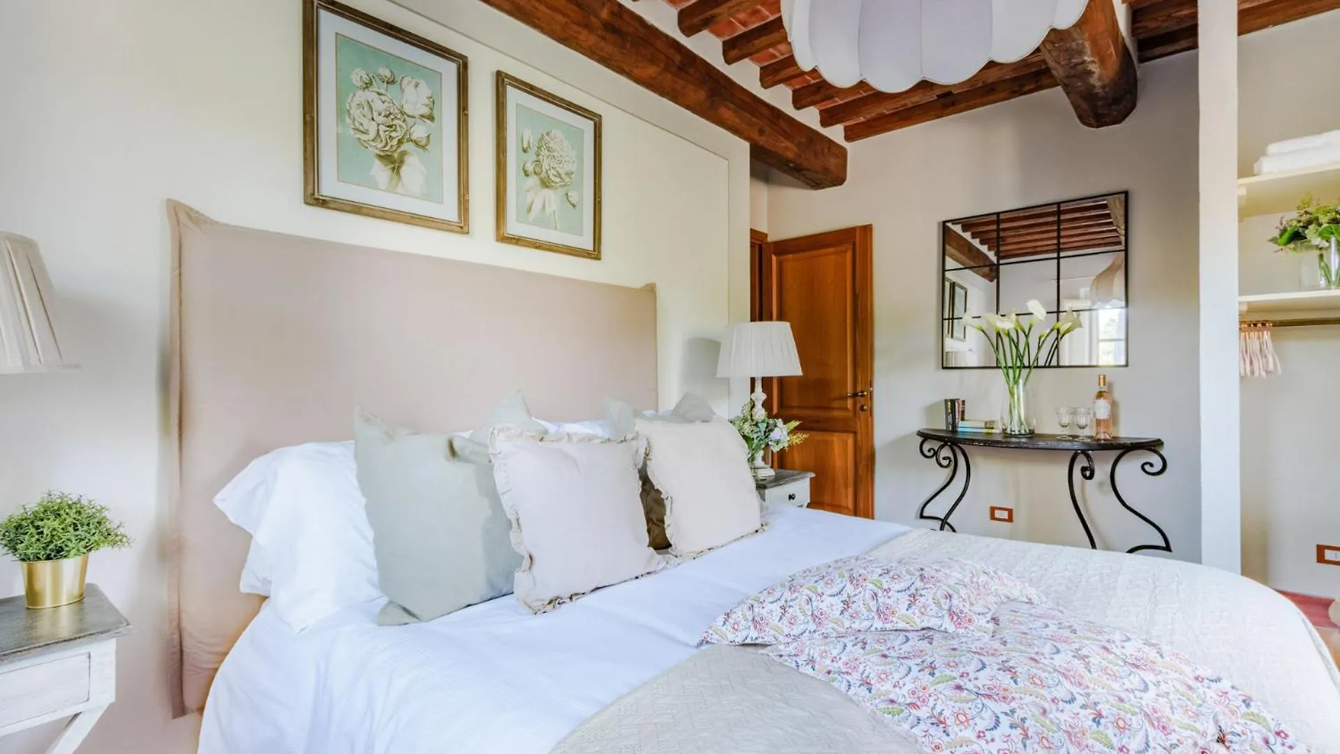 Jacopo Farmhouse Apartment In Wine Resort In Лукка